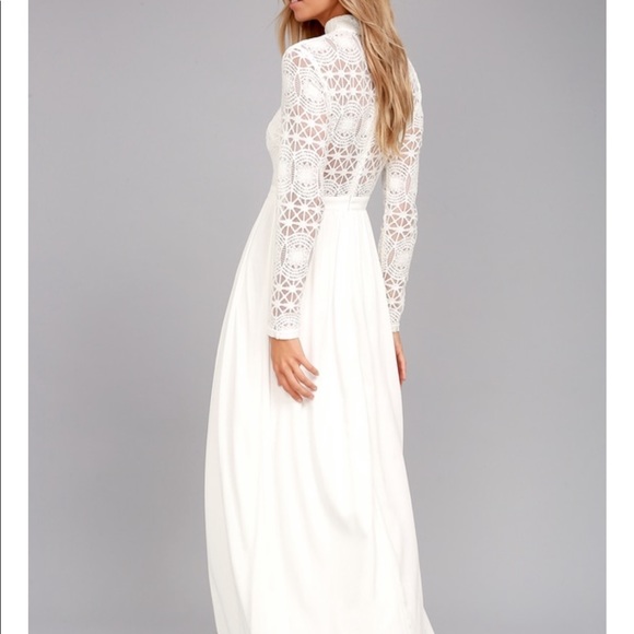 long sleeve lace maxi dress